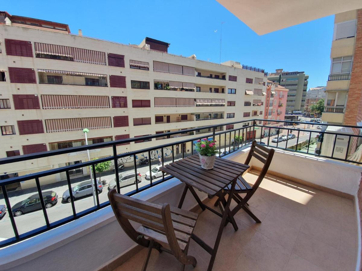 Galvez Flat, At Principal Railway Station In Malaga Apartment Exterior photo